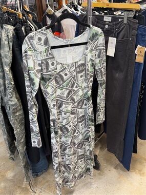 Lizabelll money dress. L
